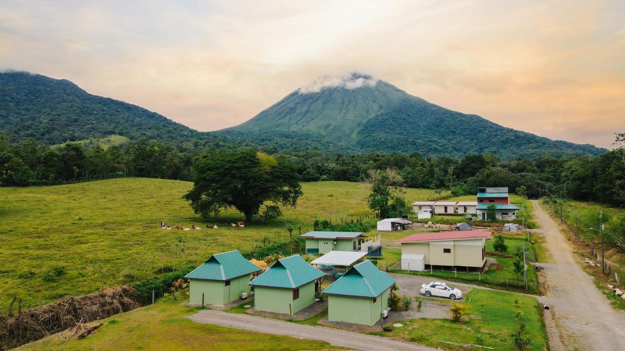 Hotel Chongos Place La Fortuna Esterno foto